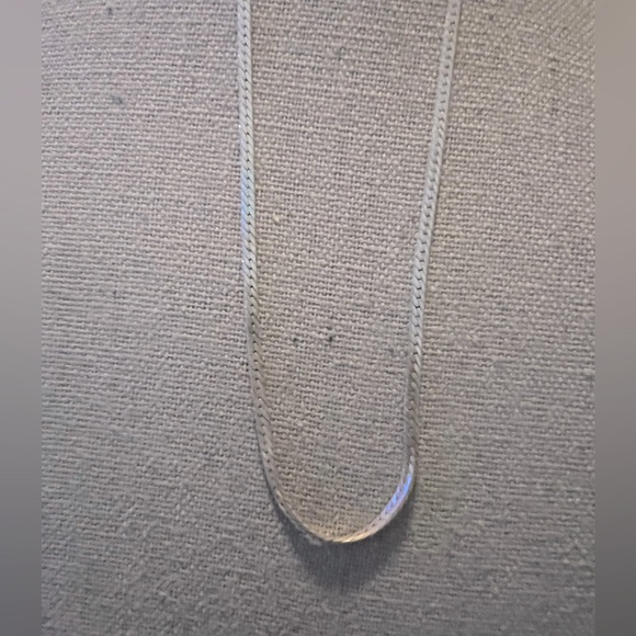 Italy .925 Herringbone Sterling Silver Chain Necklace - Picture 4 of 7